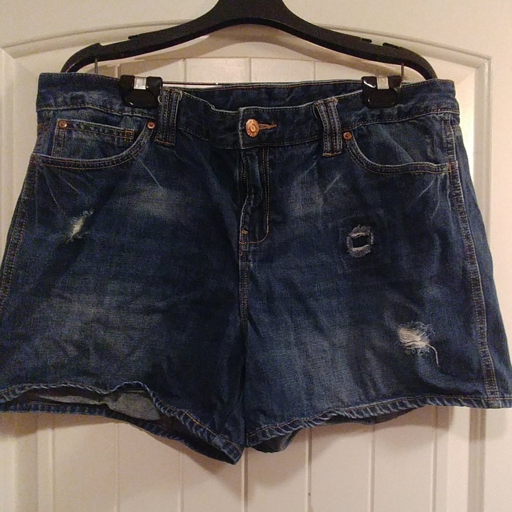Gap dark wash shorts.